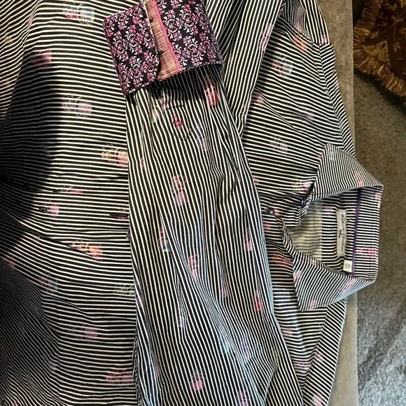 Robert Graham Black and White Striped Shirt with Subtle Floral Details - Picture 4 of 4
